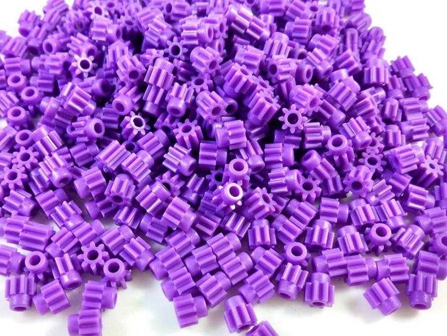 R - Pinion
