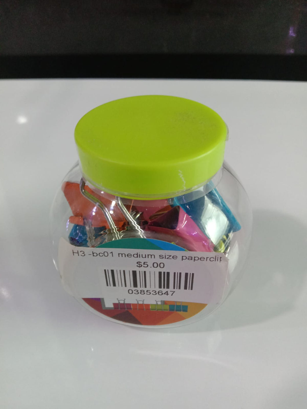 H3 -bc01 medium size paperclips