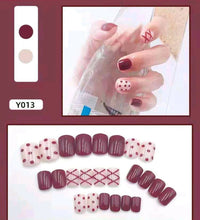 Load image into Gallery viewer, PD - Fake Nails (24 pcs)
