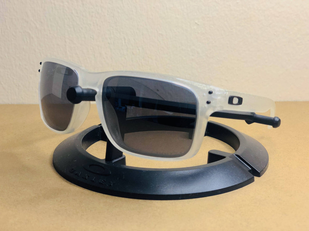 OAK - Oakley Holbrook Prototype Glitter frame with Prizm Black lens